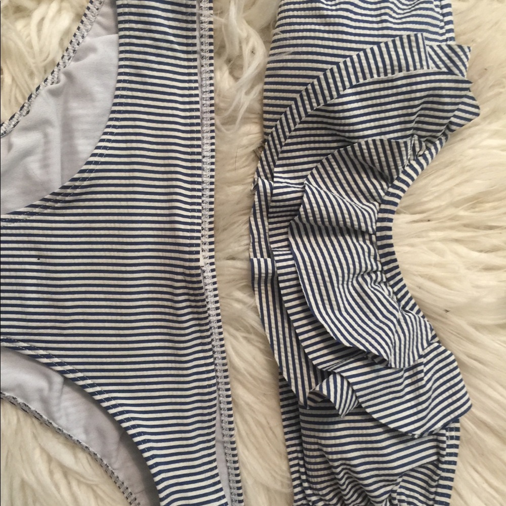 A&F bikini. - Picture 2 of 5